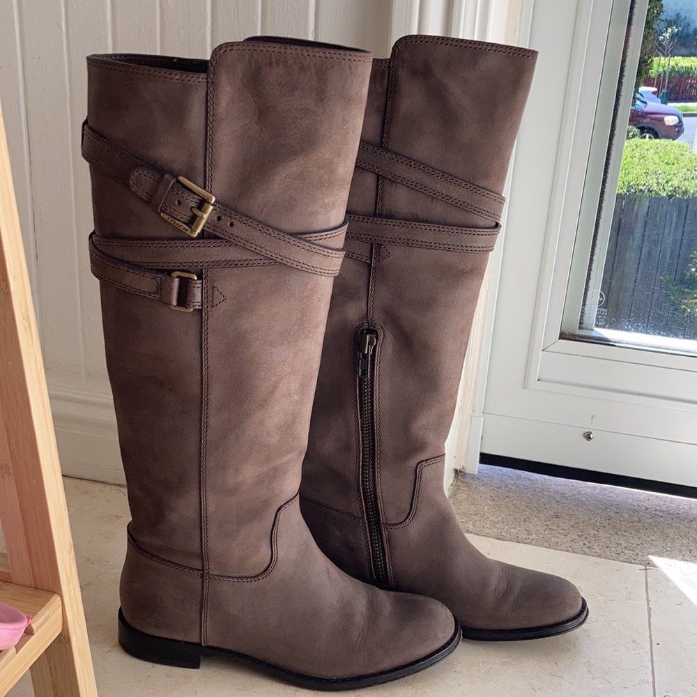 Coach boots